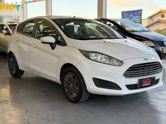 FORD FIESTA 1.5 S HATCH 16V FLEX 4P MANUAL FORD FIESTA 1.5 S HATCH 16V FLEX 4P MANUAL